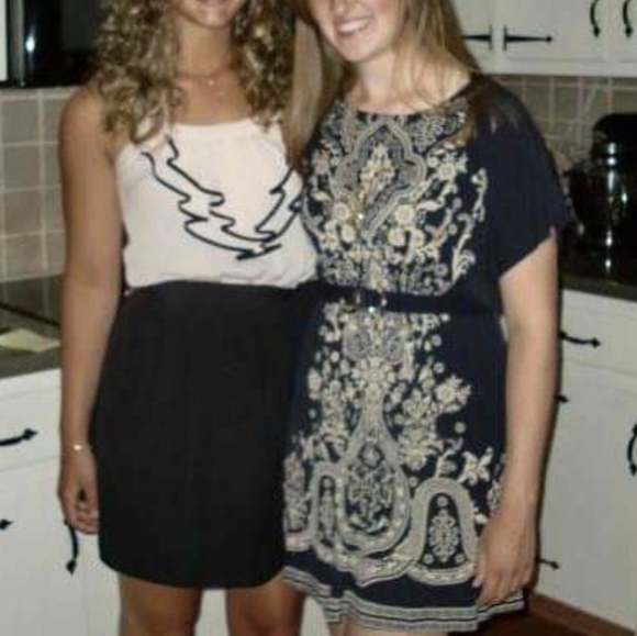 Express Dress - Picture 2 of 5